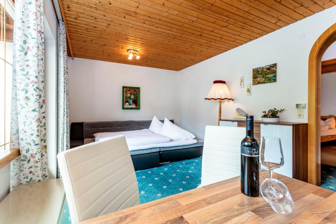 Appartements Dreimaederlhaus Maria Alm am Steinernen Meer Luaran gambar