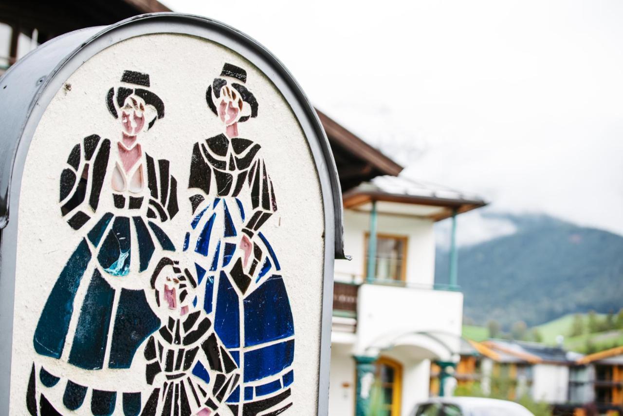 Appartements Dreimaederlhaus Maria Alm am Steinernen Meer Luaran gambar