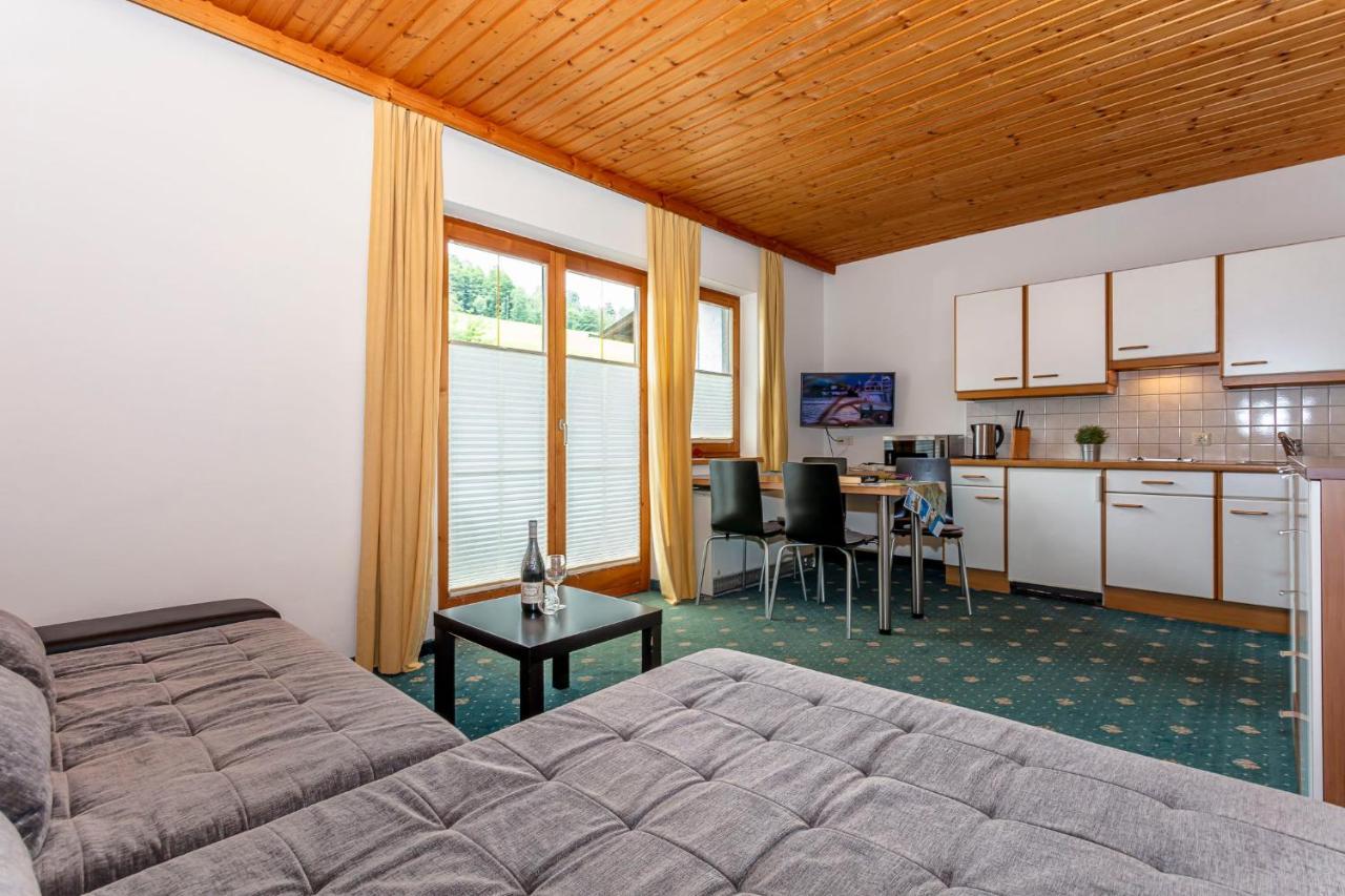 Appartements Dreimaederlhaus Maria Alm am Steinernen Meer Luaran gambar