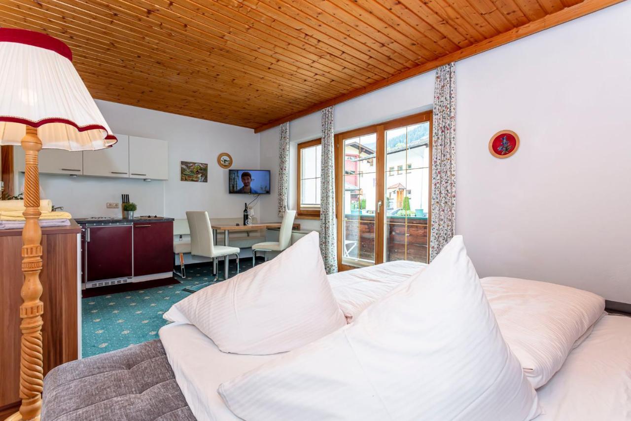 Appartements Dreimaederlhaus Maria Alm am Steinernen Meer Luaran gambar